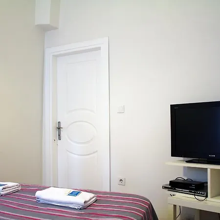 Aparthotel Taksim 3*